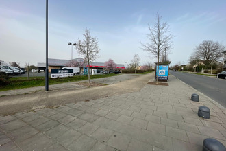  localcommercial coulaines 72190