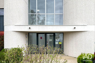  localcommercial courcouronnes 91080