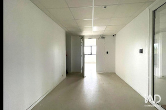  localcommercial courcouronnes 91080