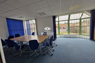  localcommercial croissy-beaubg 77183