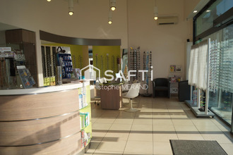  localcommercial dange-st-romain 86220