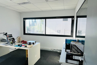  localcommercial eguilles 13510