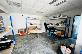  localcommercial eguilles 13510