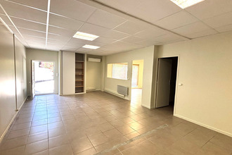  localcommercial eguilles 13510