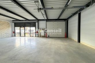  localcommercial eragny 95610