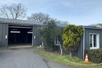  localcommercial feneu 49460