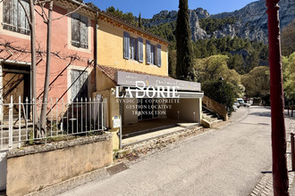  localcommercial fontaine-de-vaucluse 84800