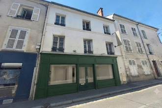  localcommercial fontainebleau 77300
