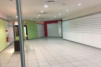  localcommercial fougeres 35300