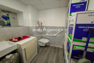  localcommercial frejus 83600