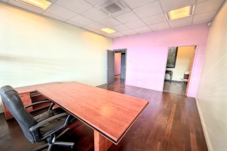  localcommercial frejus 83600