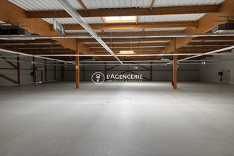  localcommercial gaillac 81600