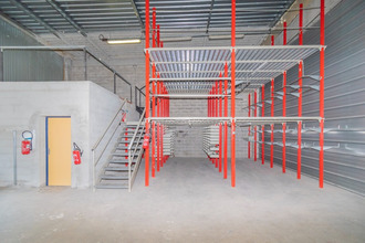  localcommercial gemenos 13420