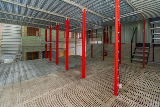  localcommercial gemenos 13420