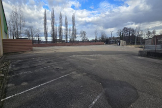  localcommercial geneuille 25870