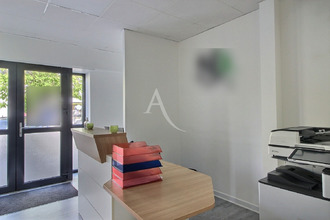  localcommercial grand-couronne 76530