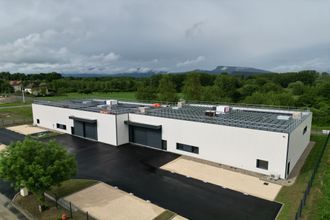  localcommercial granieu 38490