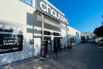  localcommercial grasse 06130