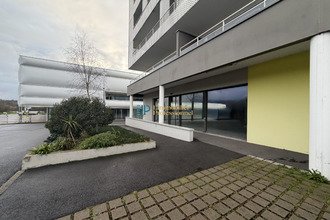  localcommercial hennebont 56700