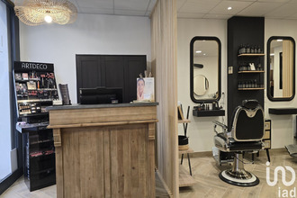  localcommercial heudebouville 27400