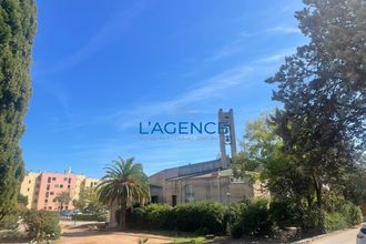  localcommercial hyeres 83400