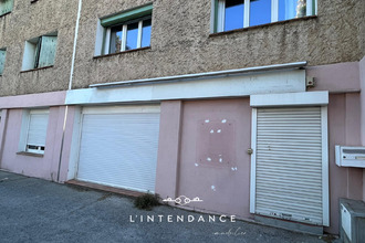  localcommercial hyeres 83400