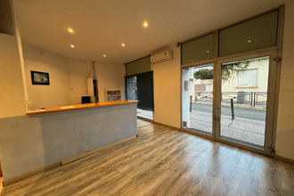  localcommercial hyeres 83400