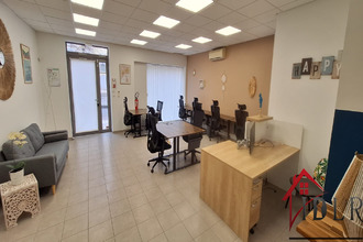  localcommercial hyeres 83400