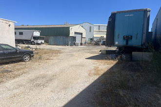  localcommercial istres 13800