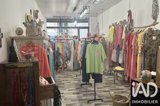  localcommercial l-isle-sur-la-sorgue 84800