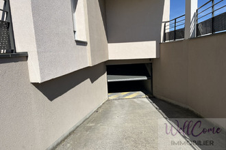  localcommercial la-biolle 73410