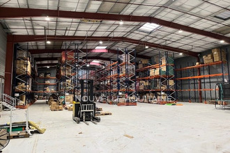  localcommercial la-couronne 16400