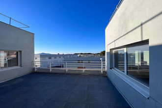  localcommercial la-farlede 83210