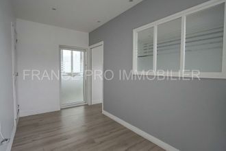  localcommercial la-glacerie 50470