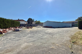  localcommercial la-moutade 63200