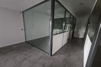  localcommercial la-riviere-de-corps 10440