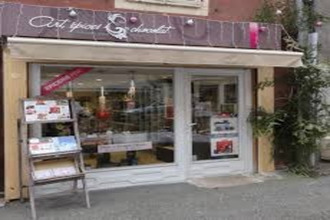  localcommercial la-roche-sur-foron 74800