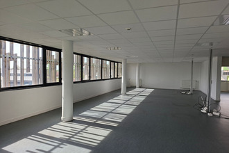  localcommercial la-roche-sur-yon 85000