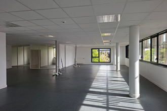  localcommercial la-roche-sur-yon 85000
