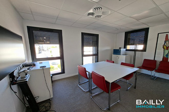  localcommercial la-roche-sur-yon 85000