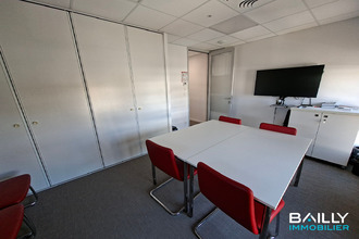  localcommercial la-roche-sur-yon 85000