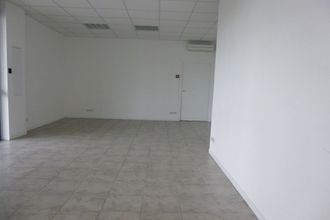  localcommercial la-salvetat-st-gilles 31880