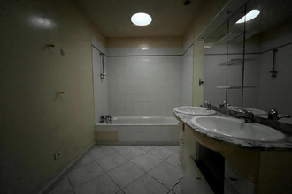  localcommercial la-salvetat-st-gilles 31880