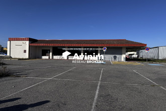  localcommercial la-salvetat-st-gilles 31880