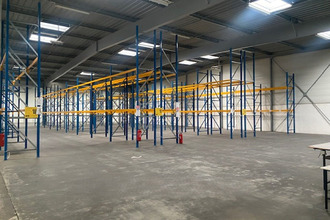  localcommercial la-seguiniere 49280