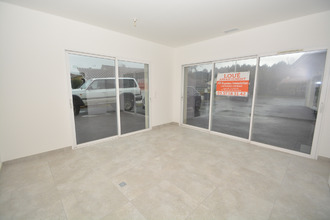  localcommercial lacanau 33680