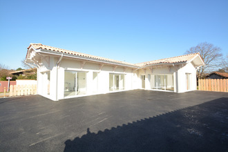  localcommercial lacanau 33680