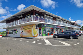  localcommercial lamentin 97129