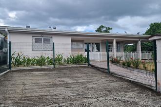  localcommercial lamentin 97232