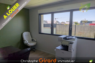  localcommercial lanvallay 22100